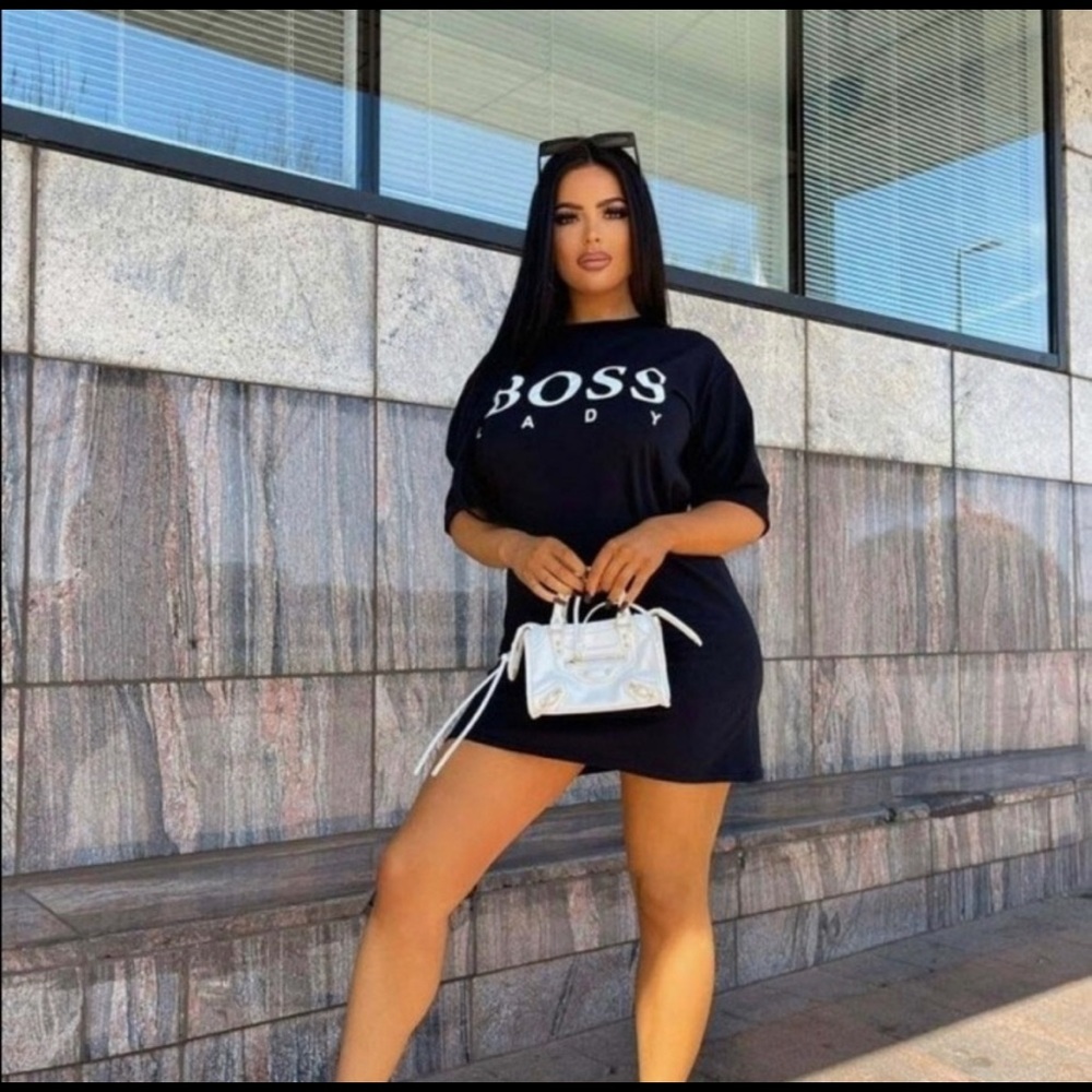 Parisian Black Boss Lady T-shirt Dress. Comfy and Cool perfect for spring. - Picture 3 of 6